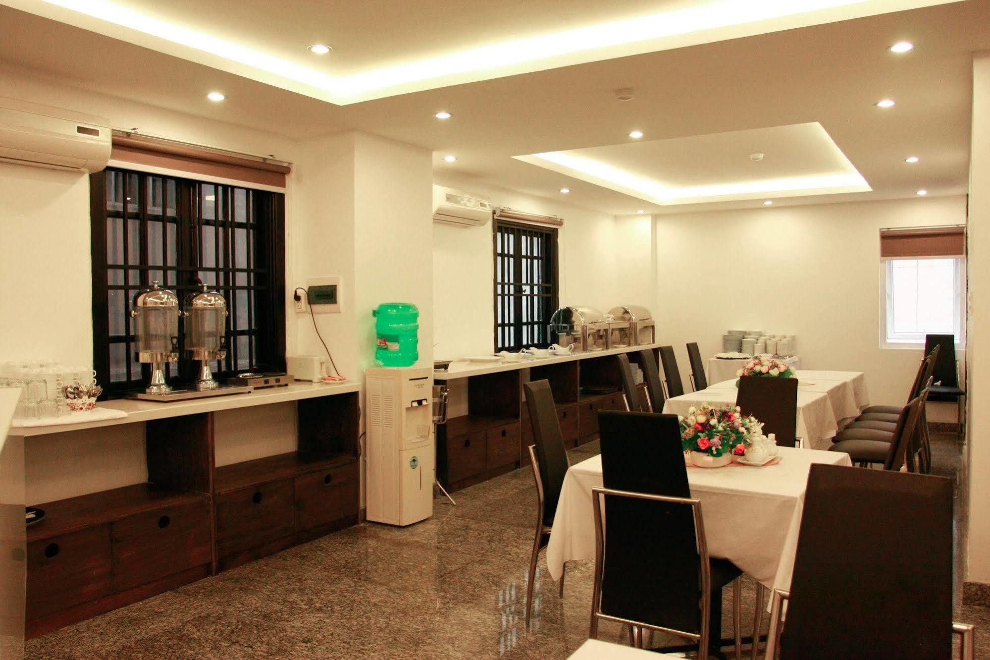 Peace Town Hotel Da Nang Esterno foto