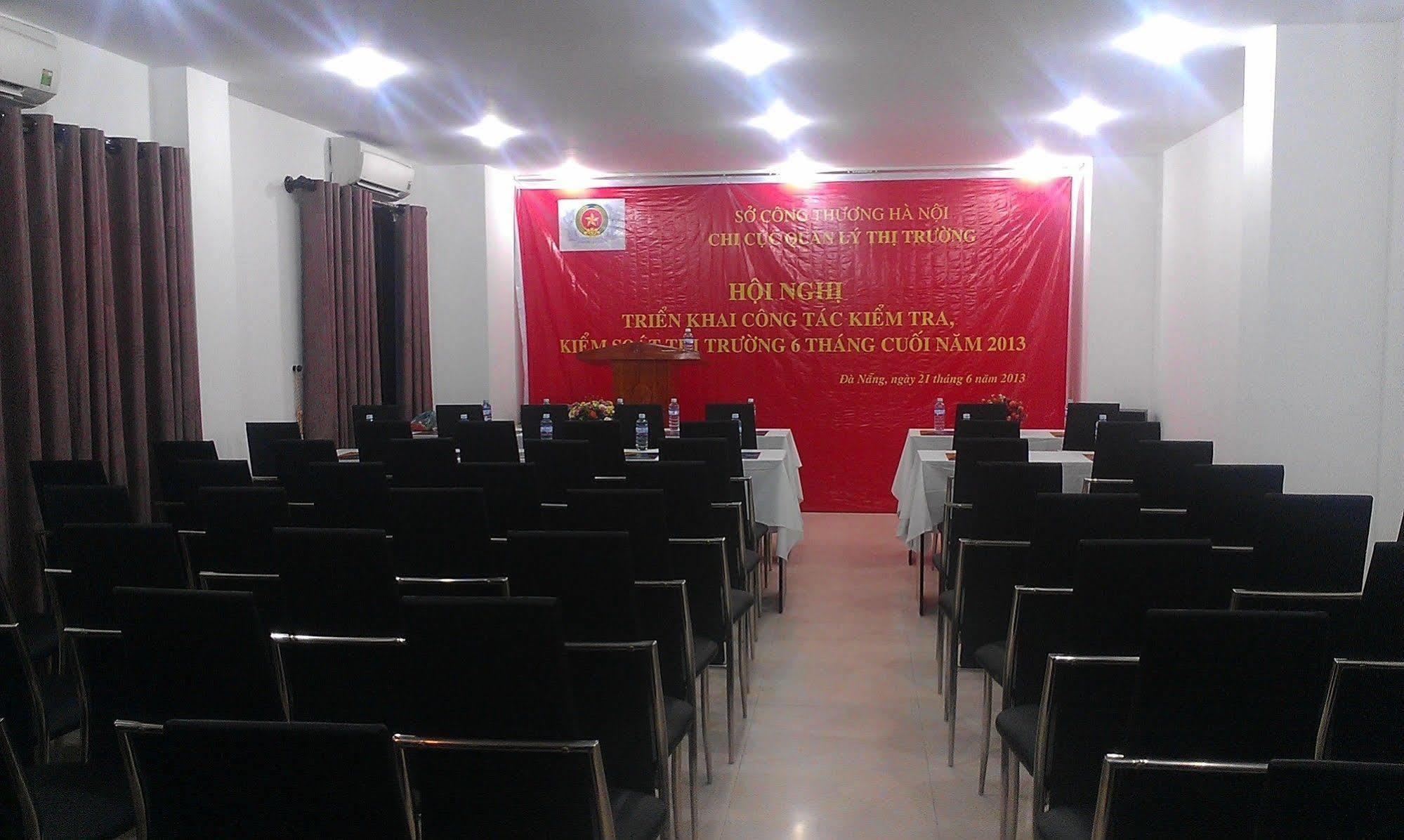 Peace Town Hotel Da Nang Esterno foto